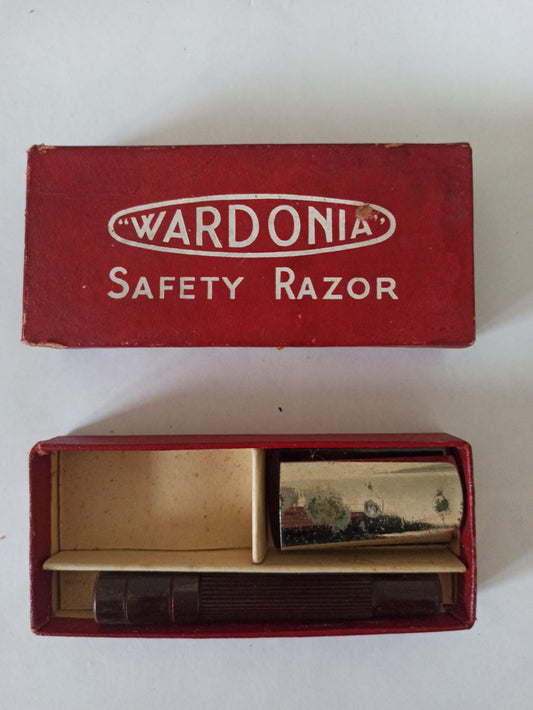 Vintage Wardonia Safety Razor – Discontinued Collectible in Original Box – No Blade Included